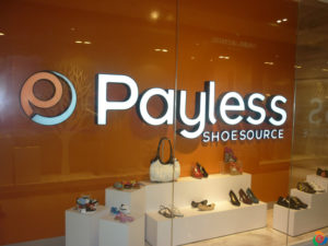 Mica dựng và ốp thêm tấm gương mỏng bên ngoài sẽ rất sang trọng, đi kèm là chữ nổi và đèn LED