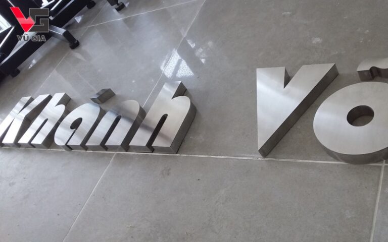 Làm biển hiệu chữ nổi giúp thương hiệu của bạn trở nên ấn tượng 