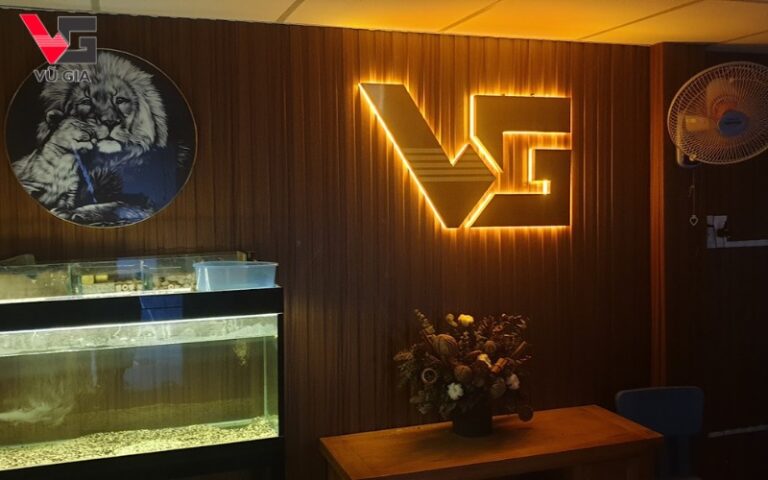 Quảng Cáo Vũ Gia chuyên thi công bảng hiệu chữ nổi đèn led chất lượng