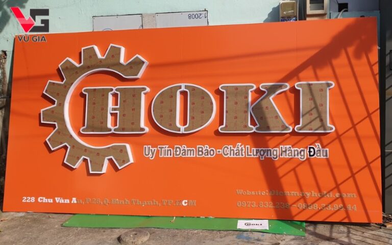 Giá làm bảng hiệu chữ nổi tương đối vừa phải so với những loại bảng hiệu khác