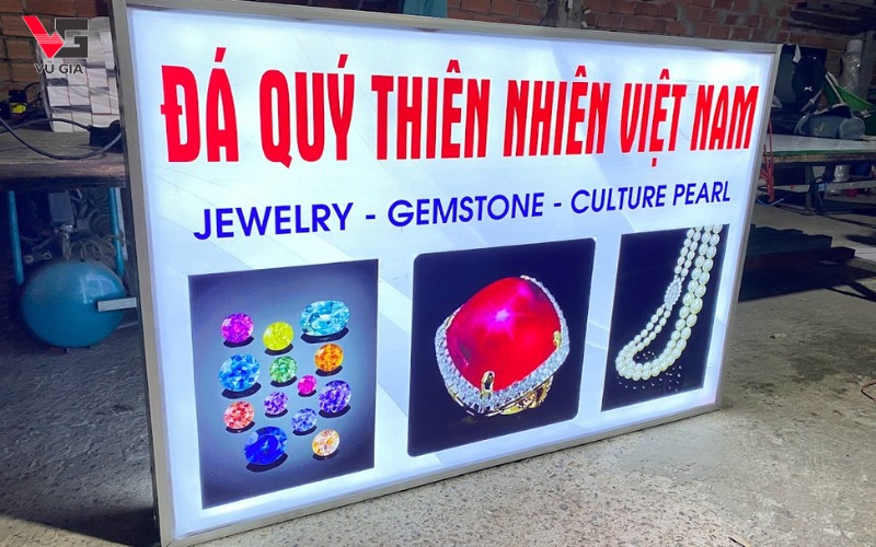 Hộp đèn Đá Quý Thiên Nhiên Việt Nam