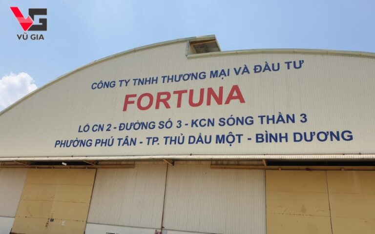 Làm bảng hiệu TPHCM giá rẻ giúp doanh nghiệp tối ưu ngân sách tối đa