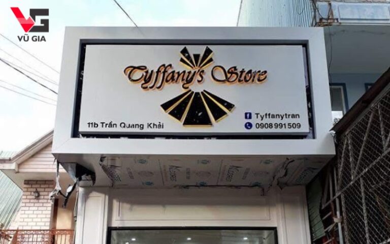 Bảng hiệu càng nổi bật càng dễ thu hút khách hàng